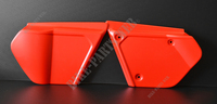 Habillage, paire caches latéraux rouge Honda XL125S, XR125, XL185S, XR185